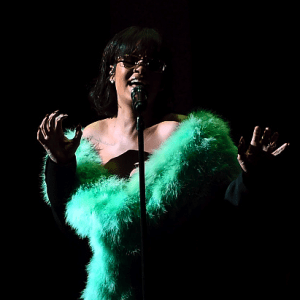 2016 BBMAs Performances: Rihanna, Justin Bieber, Ariana Grande & More