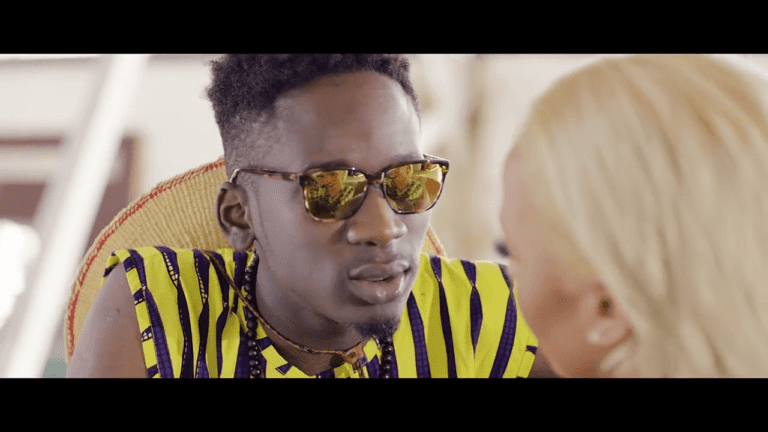 Watch The Visual To The Ladies Tune “Dance For Me” by Eugy and Mr Eazi.