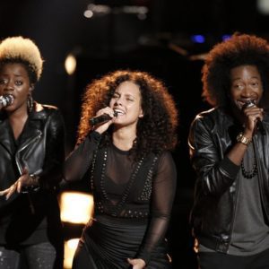 Alicia Keys Performs “Blended Family” & “Holy War” on ‘The Voice’