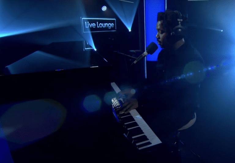 Sampha Performs on BBC Radio 1 Xtra’s Live Lounge
