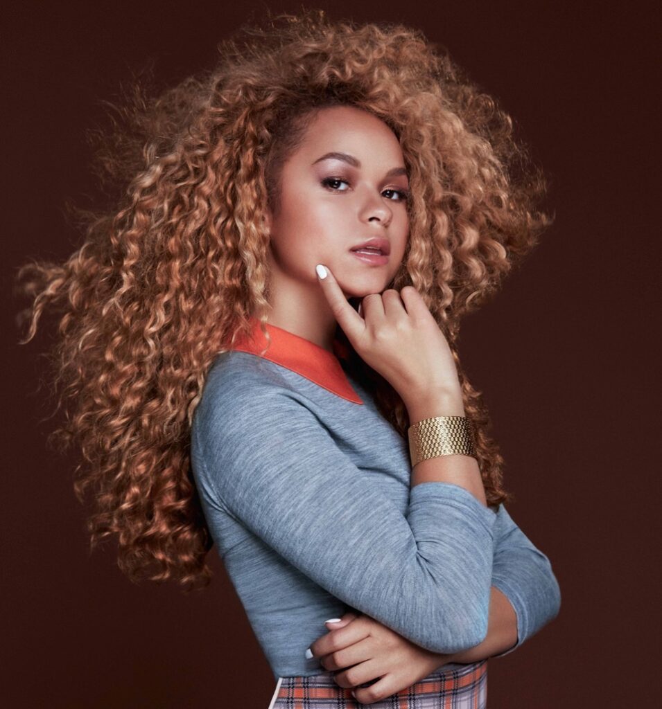 Rachel Crow - Solo