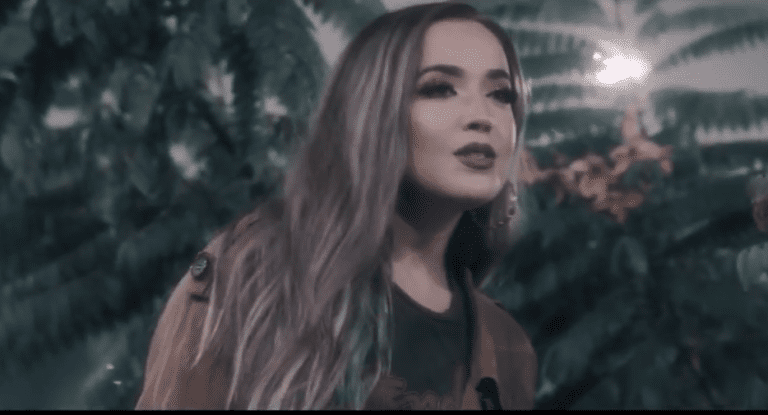 Kloë Shinn “Cosmic” Video