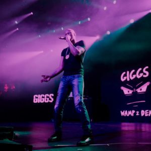 giggs live on stage