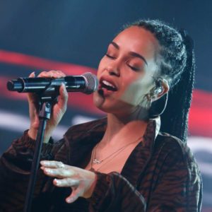 Jorja Smith Performs “Blue Lights” on ‘Jimmy Kimmel Live!’