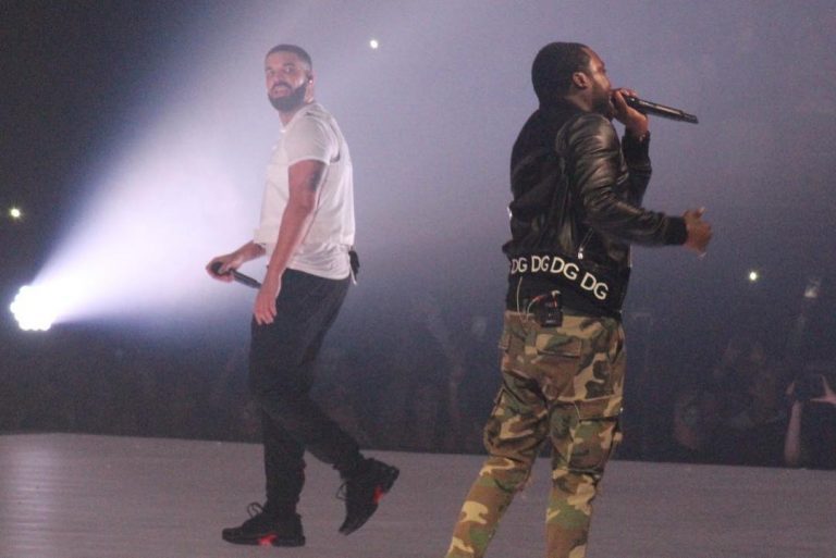 Drake Brings Out Meek Mill In Philadelphia