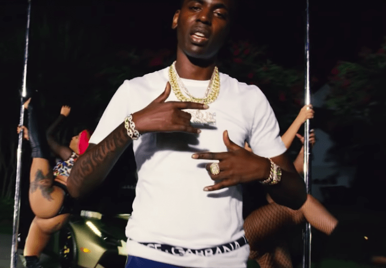 Young Dolph Feat. Offset “Break The Bank”