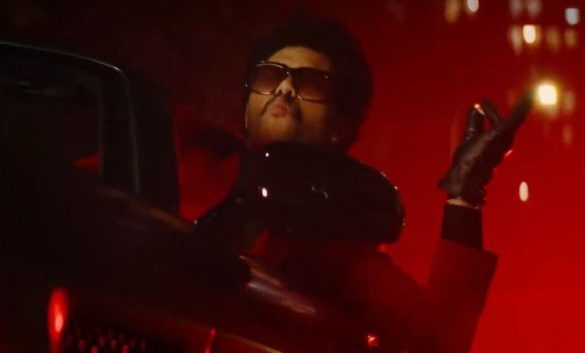 The Weeknd blinding lights
