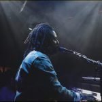 Aaron Taylor Shooting stars Benny Sings