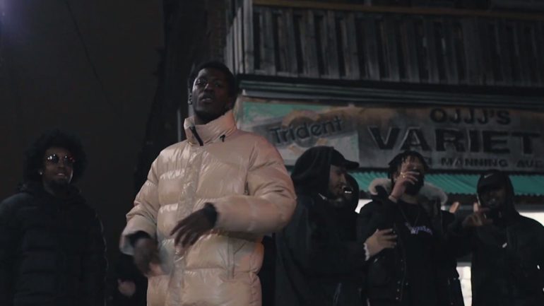 DUMBO - NO TOURISTS Video