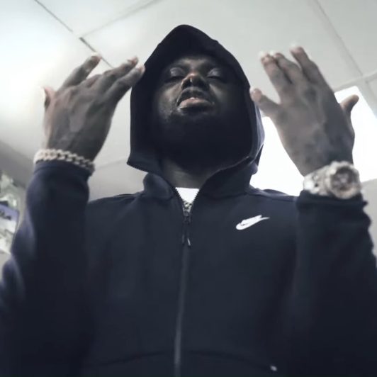 Sykes-Beats-ft.-OFB-Dezzie-Headie-One-Chop-It-Music-Video