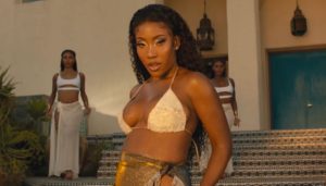 sevyn-kisses