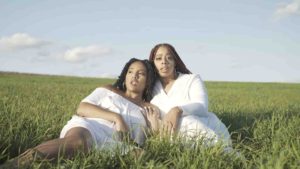INEZ - Clouds feat. Clara Kent (Official Video) 0-50 screenshot
