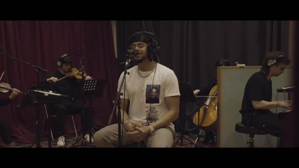 Wes Nelson Performs Stripped Back Version of ‘Nice to Meet Ya’