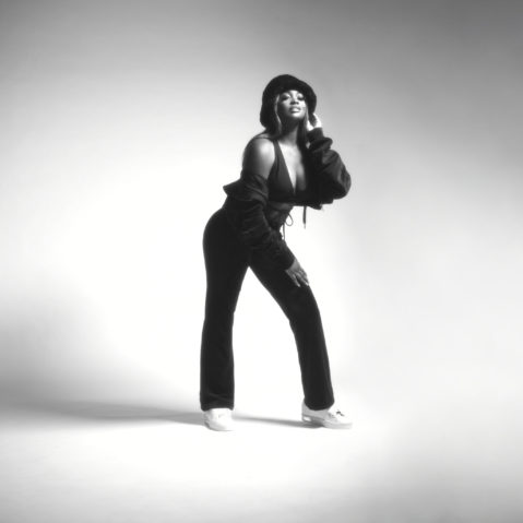Aqyila Shares Video for ‘Vibe For Me’