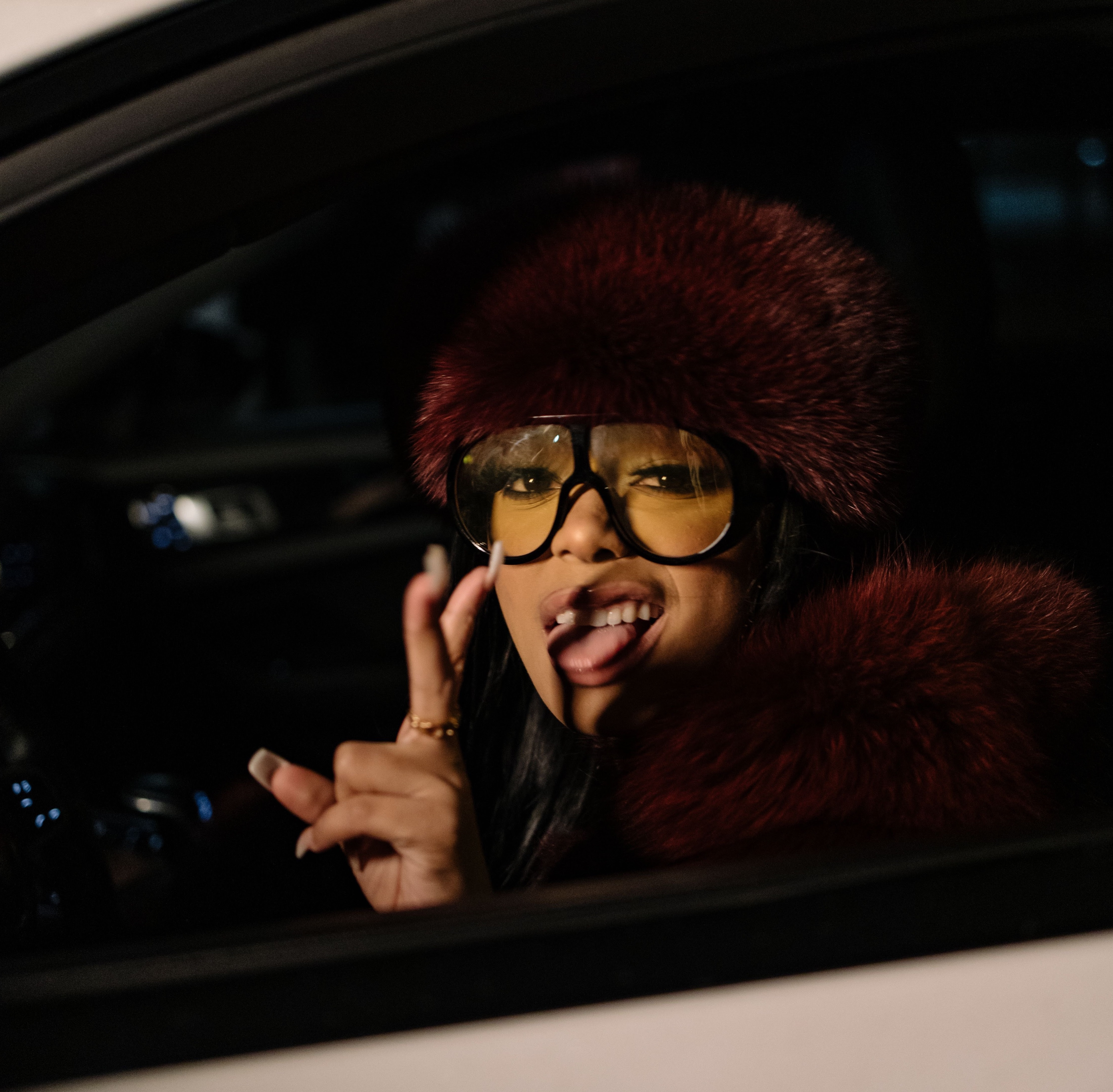 Lady London Releases Video for ‘Lisa’s Story’ (feat. Dub Aura): Watch