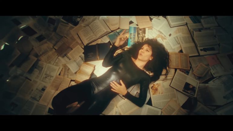 IOTA PHI - WIDE AWAKE (C Dorian) 1-12 screenshot