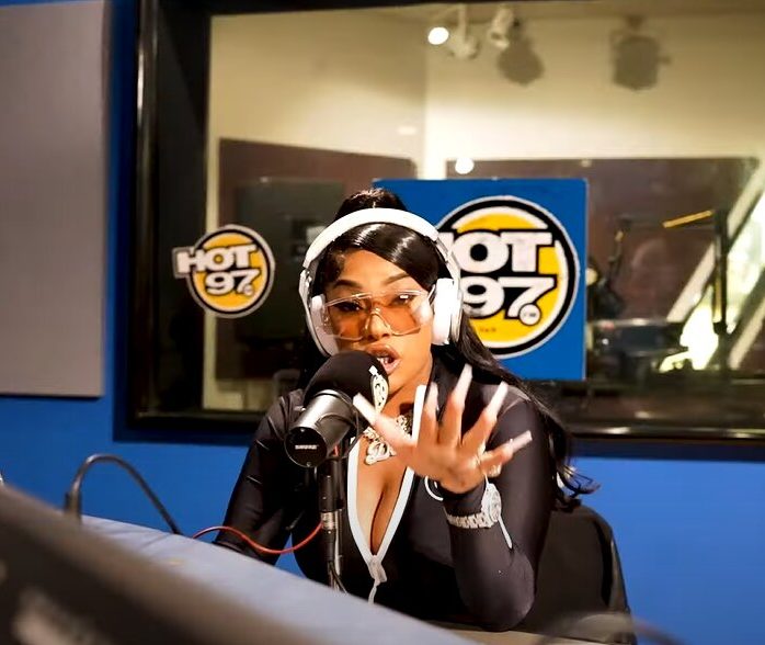 stefflon-don fubk flex