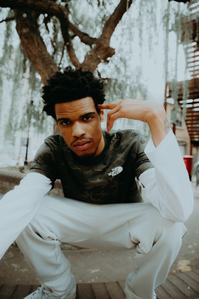 Hxxdz Shares New Single “Love You” — Watch