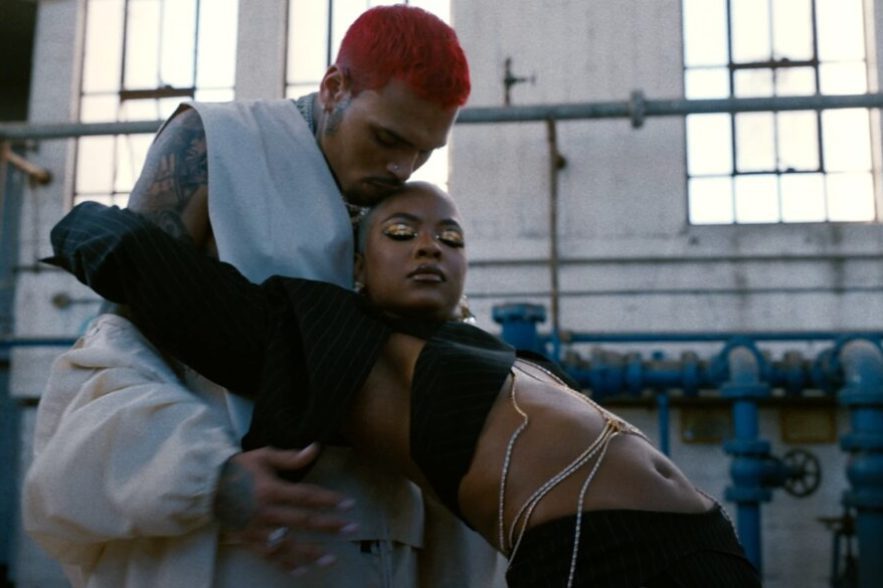 Chris Brown Releases the new Visual for e "Under The Influence"