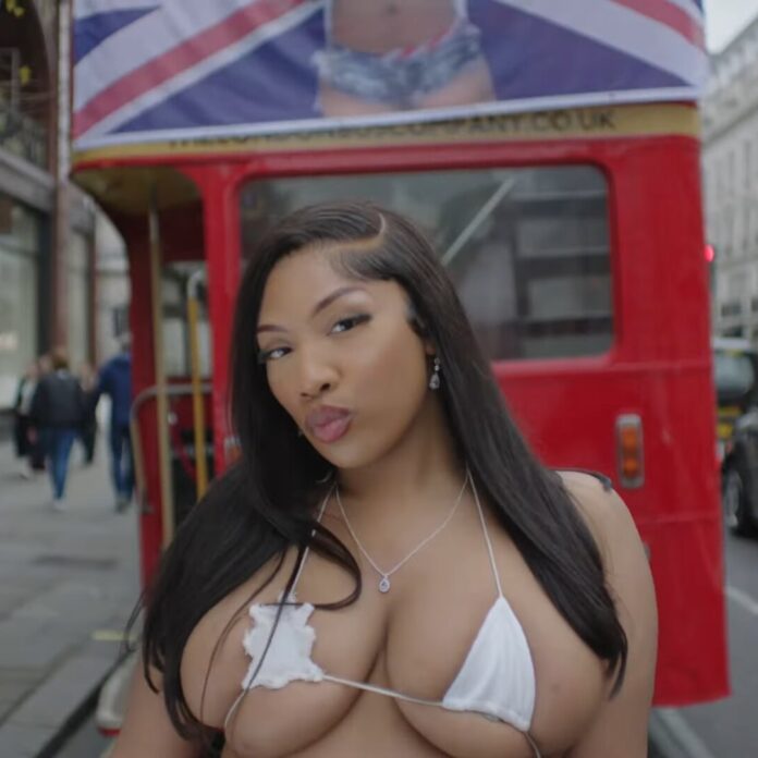Ceechynaa - Peggy