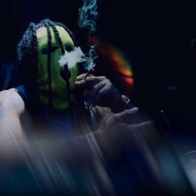 SB Drops High-Energy New Single “Tun Up”, Blending Drill & Electronic Vibes