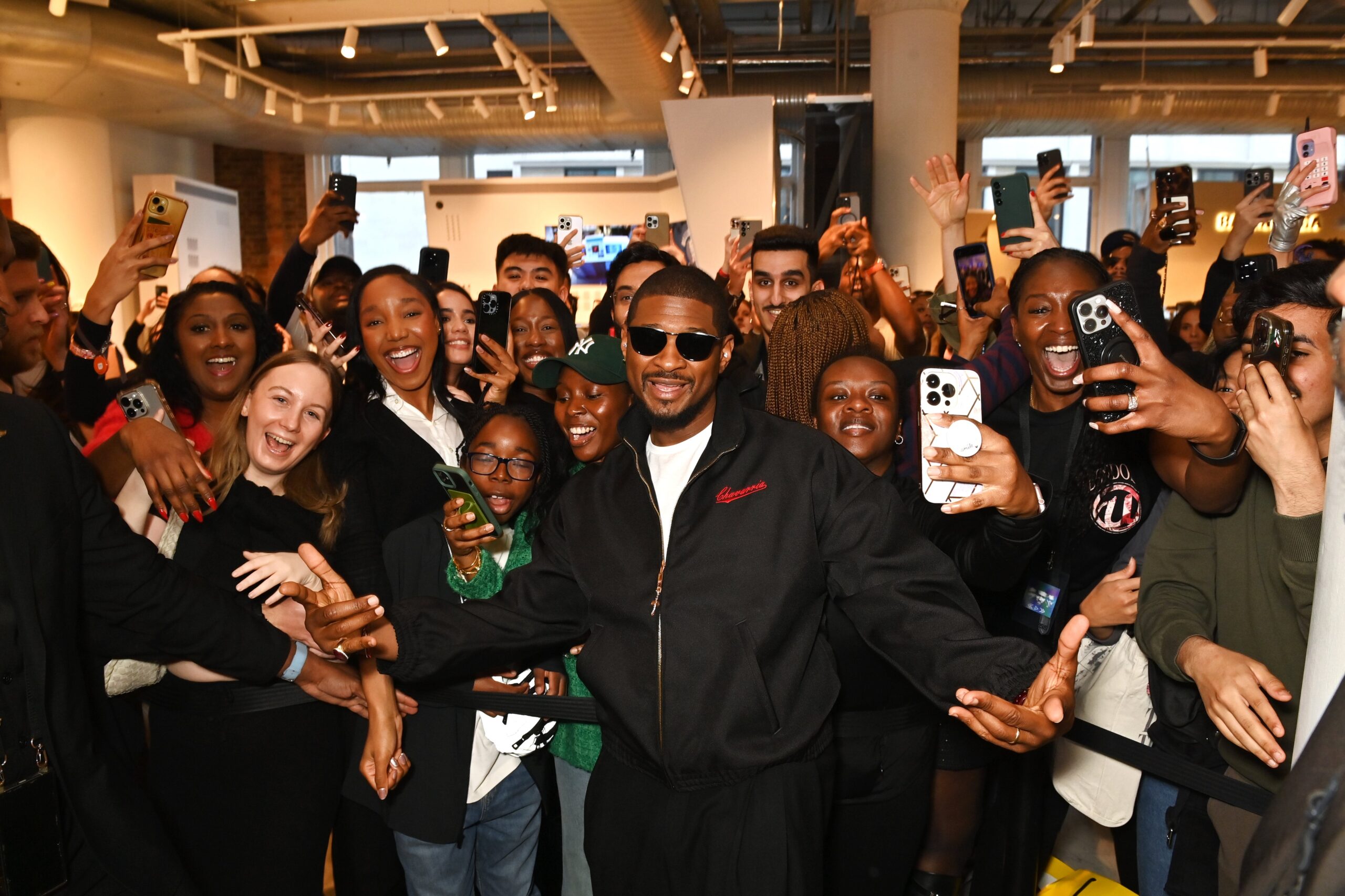 USHER TOUR MERCH POP-UP SELFRIDGES LONDON